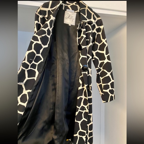 Bergdorf Goodman Milly Creamish and Black Giraffe Print Jacket - Picture 5 of 11